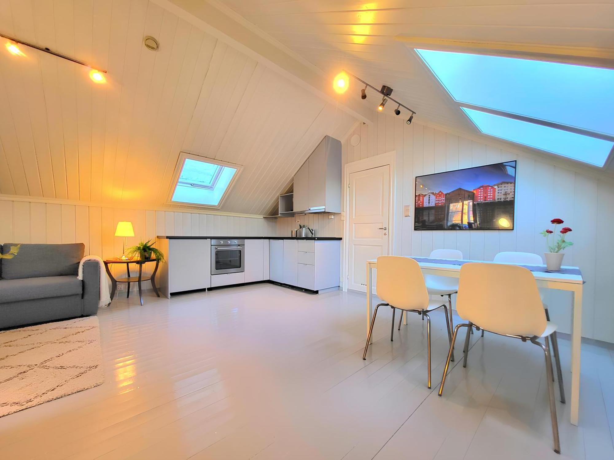 Mercury House, Cathedral View ! Free Parking ! Ferienhaus Trondheim